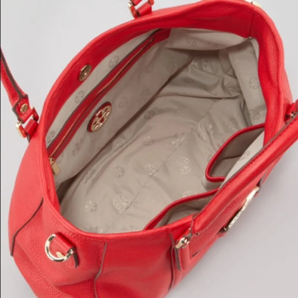 Tory Burch Amanda Hobo